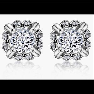 GRA Certified Diamond Earrings 2ct vvs Brilliant cut Certificate/ Gift Box Incl.